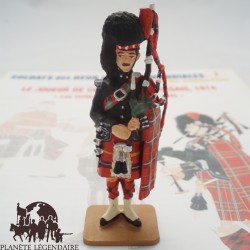 Del Prado Scottish Bagpipe Player Figurine 1914