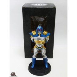 Figura de musgo de águila antimonitor de DC Comics